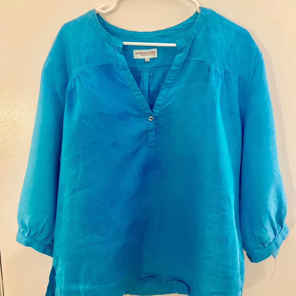 Turquoise lose fitting all cotton blouse. CUTE